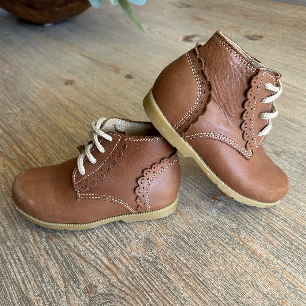 The Humble Soles Nora leather Boots Size 27
